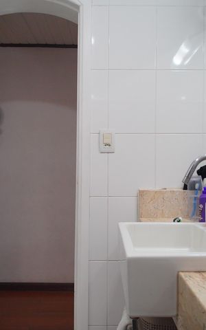Casa para alugar com 305m², 4 quartos e 2 vagasBanheiro 2