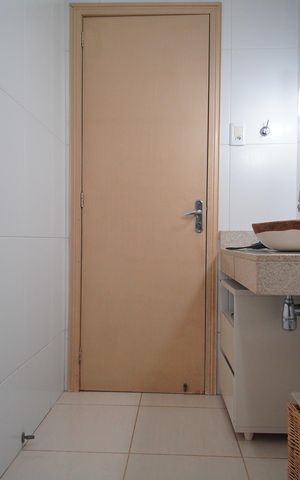 Casa para alugar com 305m², 4 quartos e 2 vagasBanheiro 1
