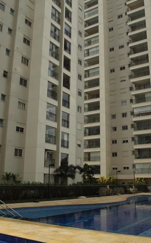 Apartamento à venda com 81m², 2 quartos e 2 vagasÁrea comum - Piscina
