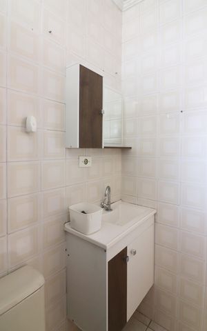 Apartamento à venda com 56m², 2 quartos e 1 vagaBanheiro Social