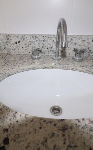 Apartamento à venda com 58m², 2 quartos e 1 vagaBanheiro 2