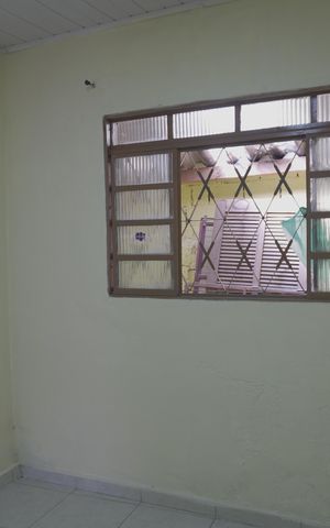 Casa para alugar com 30m², 1 quarto e sem vagaQuarto