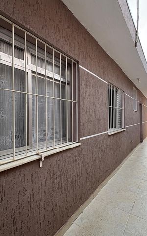Casa à venda com 365m², 3 quartos e 6 vagas Casa à venda com 365m², 3 quartos e 6 vagasCorredor Externo
