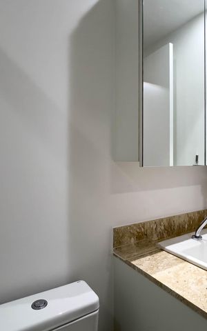 Studio para alugar com 30m², 1 quarto e sem vaga Studio para alugar com 30m², 1 quarto e sem vagaBanheiro