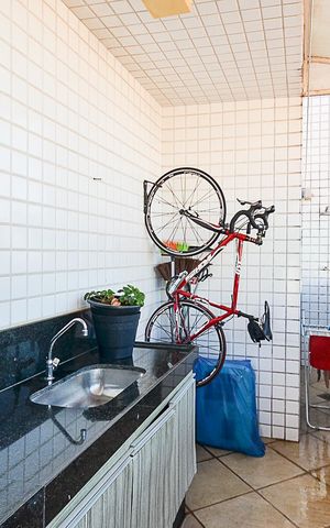 Apartamento à venda com 190m², 3 quartos e 4 vagas Apartamento à venda com 190m², 3 quartos e 4 vagasÁrea Cobertura