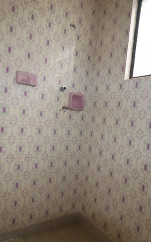 Casa à venda com 117m², 4 quartos e 2 vagasBanheiro 2