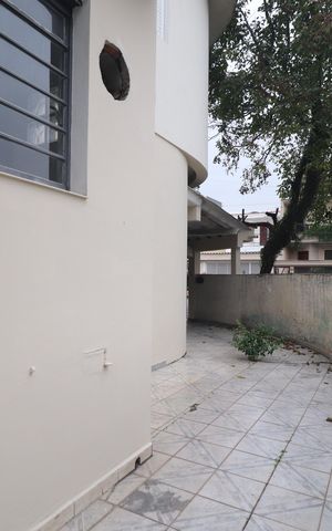 Casa à venda com 117m², 4 quartos e 2 vagasQuintal