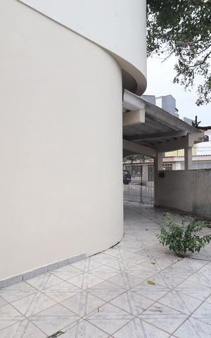 Casa à venda com 117m², 4 quartos e 2 vagasQuintal