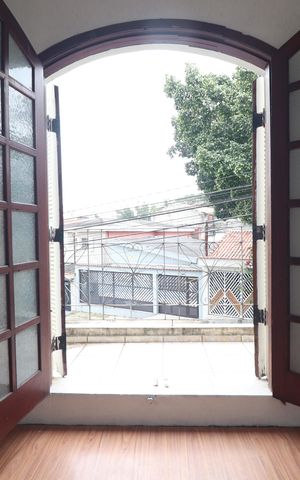 Casa à venda com 117m², 4 quartos e 2 vagasQuarto 3