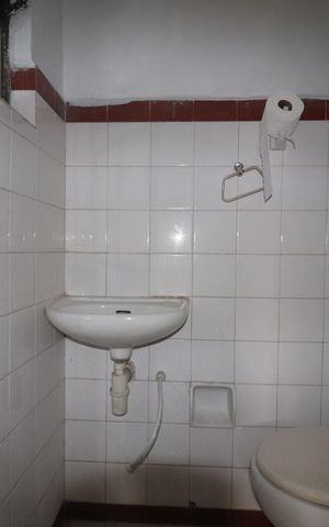Casa à venda com 117m², 4 quartos e 2 vagasBanheiro 3