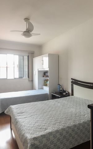 Casa à venda com 130m², 2 quartos e 2 vagas Casa à venda com 130m², 2 quartos e 2 vagasQuarto 1