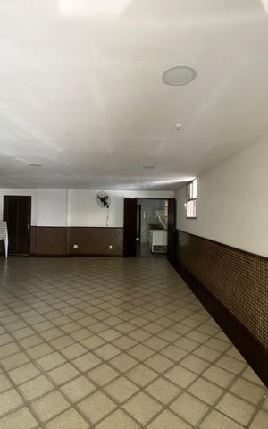 Apartamento à venda com 77m², 2 quartos e 1 vaga