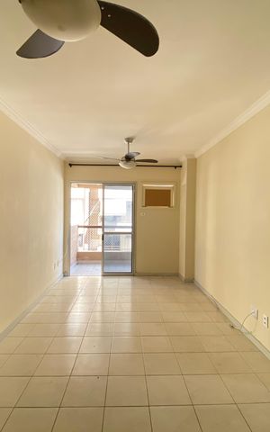 Apartamento à venda com 77m², 2 quartos e 1 vaga