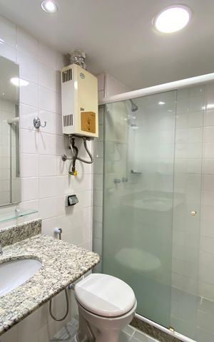 Apartamento à venda com 77m², 2 quartos e 1 vaga