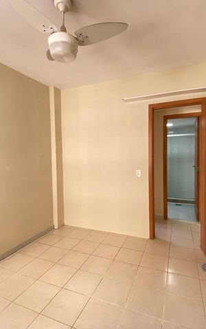 Apartamento à venda com 77m², 2 quartos e 1 vaga