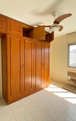 Apartamento à venda com 77m², 2 quartos e 1 vaga