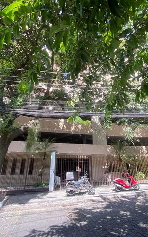 Apartamento à venda com 77m², 2 quartos e 1 vaga