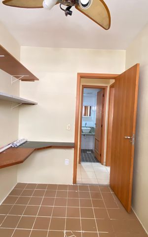 Apartamento à venda com 77m², 2 quartos e 1 vaga