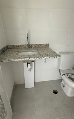 Apartamento à venda com 58m², 2 quartos e 1 vaga Apartamento à venda com 58m², 2 quartos e 1 vagaBanheiro