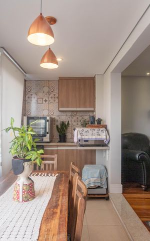Apartamento à venda com 105m², 3 quartos e 2 vagas Apartamento à venda com 105m², 3 quartos e 2 vagasVaranda da sala