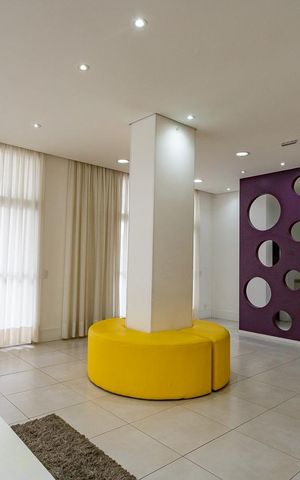 Apartamento à venda com 105m², 3 quartos e 2 vagas Apartamento à venda com 105m², 3 quartos e 2 vagasÁrea comum - Salão de festas