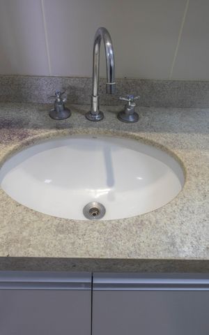 Apartamento à venda com 105m², 3 quartos e 2 vagas Apartamento à venda com 105m², 3 quartos e 2 vagasBanheiro social