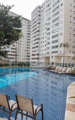 Apartamento à venda com 105m², 3 quartos e 2 vagas Apartamento à venda com 105m², 3 quartos e 2 vagasÁrea comum - Piscina