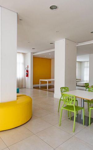 Apartamento à venda com 105m², 3 quartos e 2 vagas Apartamento à venda com 105m², 3 quartos e 2 vagasÁrea comum - Salão de festas