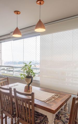 Apartamento à venda com 105m², 3 quartos e 2 vagas Apartamento à venda com 105m², 3 quartos e 2 vagasVaranda da sala