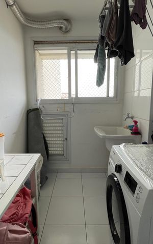 Apartamento à venda com 186m², 3 quartos e 3 vagas Apartamento à venda com 186m², 3 quartos e 3 vagasÁrea de Serviço