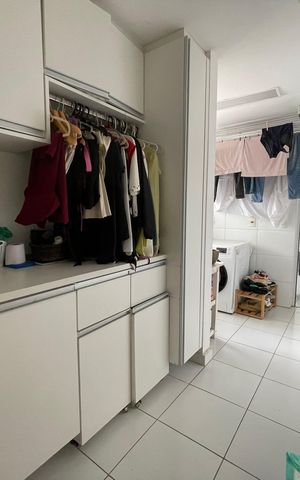 Apartamento à venda com 186m², 3 quartos e 3 vagas Apartamento à venda com 186m², 3 quartos e 3 vagasÁrea de Serviço