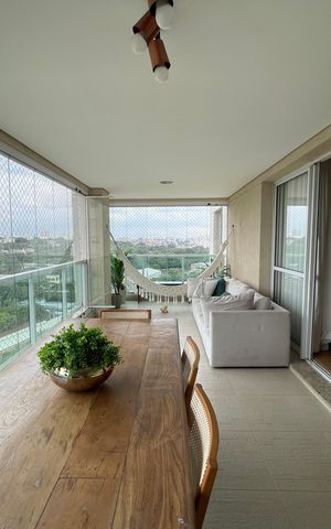 Apartamento à venda com 186m², 3 quartos e 3 vagas Apartamento à venda com 186m², 3 quartos e 3 vagasVaranda da Sala