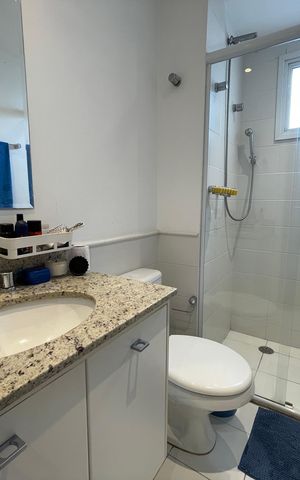 Apartamento à venda com 186m², 3 quartos e 3 vagas Apartamento à venda com 186m², 3 quartos e 3 vagasBanheiro 1