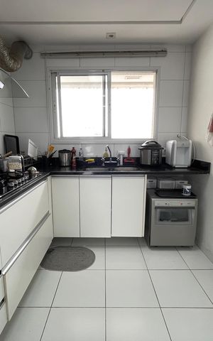 Apartamento à venda com 186m², 3 quartos e 3 vagas Apartamento à venda com 186m², 3 quartos e 3 vagasCozinha