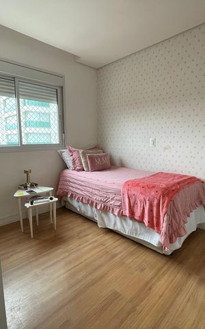 Apartamento à venda com 186m², 3 quartos e 3 vagas Apartamento à venda com 186m², 3 quartos e 3 vagasQuarto 3