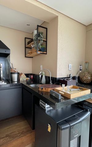 Apartamento à venda com 186m², 3 quartos e 3 vagas Apartamento à venda com 186m², 3 quartos e 3 vagasVaranda da Sala
