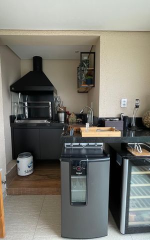 Apartamento à venda com 186m², 3 quartos e 3 vagas Apartamento à venda com 186m², 3 quartos e 3 vagasVaranda da Sala