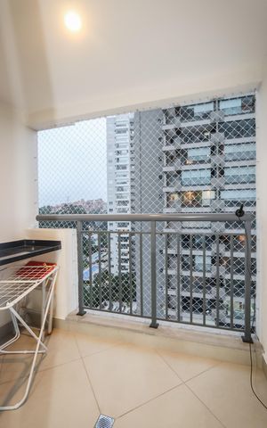 Apartamento à venda com 56m², 2 quartos e 1 vaga Apartamento à venda com 56m², 2 quartos e 1 vagaVaranda