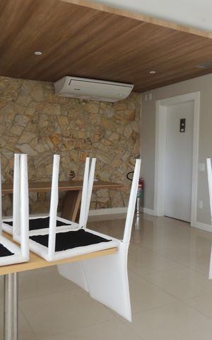 Apartamento à venda com 64m², 2 quartos e 1 vagaÁrea comum