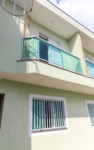 Casa de condomínio à venda com 94m², 2 quartos e 2 vagas Casa de condomínio à venda com 94m², 2 quartos e 2 vagasÁrea Externa