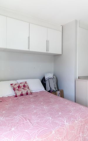 Casa de condomínio à venda com 94m², 2 quartos e 2 vagas Casa de condomínio à venda com 94m², 2 quartos e 2 vagasSuíte 1