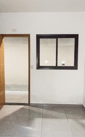 Apartamento à venda com 41m², 2 quartos e sem vaga Apartamento à venda com 41m², 2 quartos e sem vagaSala