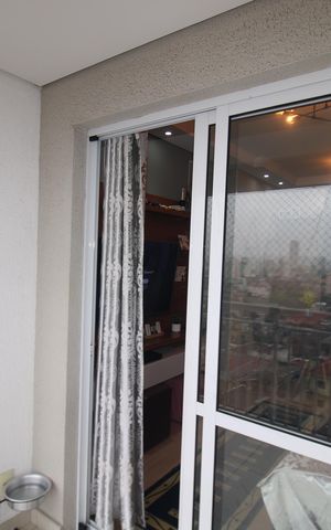 Apartamento à venda com 57m², 2 quartos e 1 vagaVaranda