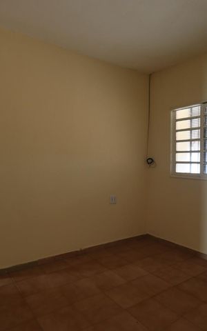 Casa para alugar com 200m², 2 quartos e 2 vagas Casa para alugar com 200m², 2 quartos e 2 vagasSala