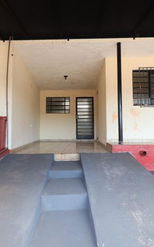 Casa para alugar com 200m², 2 quartos e 2 vagas Casa para alugar com 200m², 2 quartos e 2 vagasGaragem