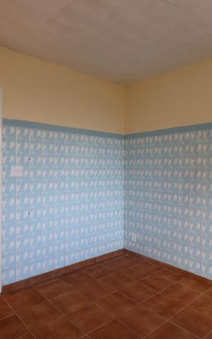 Casa para alugar com 200m², 2 quartos e 2 vagas Casa para alugar com 200m², 2 quartos e 2 vagasCozinha