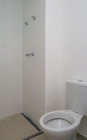 Studio à venda com 34m², 1 quarto e sem vaga Studio à venda com 34m², 1 quarto e sem vagaBanheiro