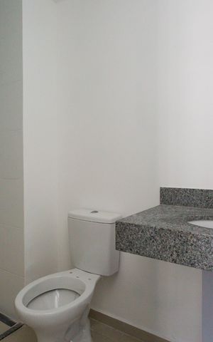 Studio à venda com 34m², 1 quarto e sem vaga Studio à venda com 34m², 1 quarto e sem vagaBanheiro