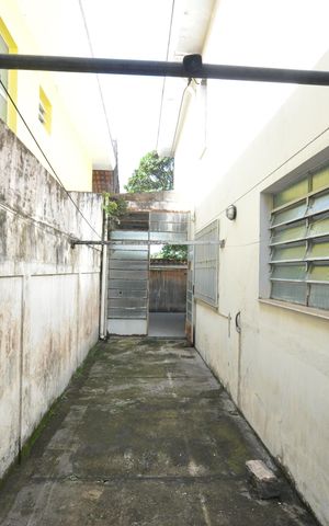Casa à venda com 300m², 4 quartos e 2 vagasQuintal