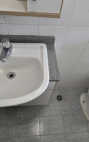 Casa à venda com 300m², 4 quartos e 2 vagasLavabo